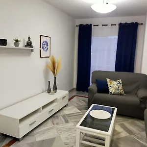 apartamento-amplio-6-plazas-junto-al-centro.es-andalucia.com/